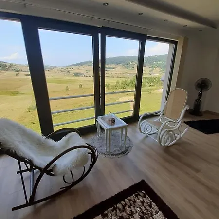 Kuca Za Odmor Sa Bazenom Feriehus