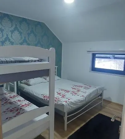 Kuca Za Odmor Sa Bazenom * Bugojno